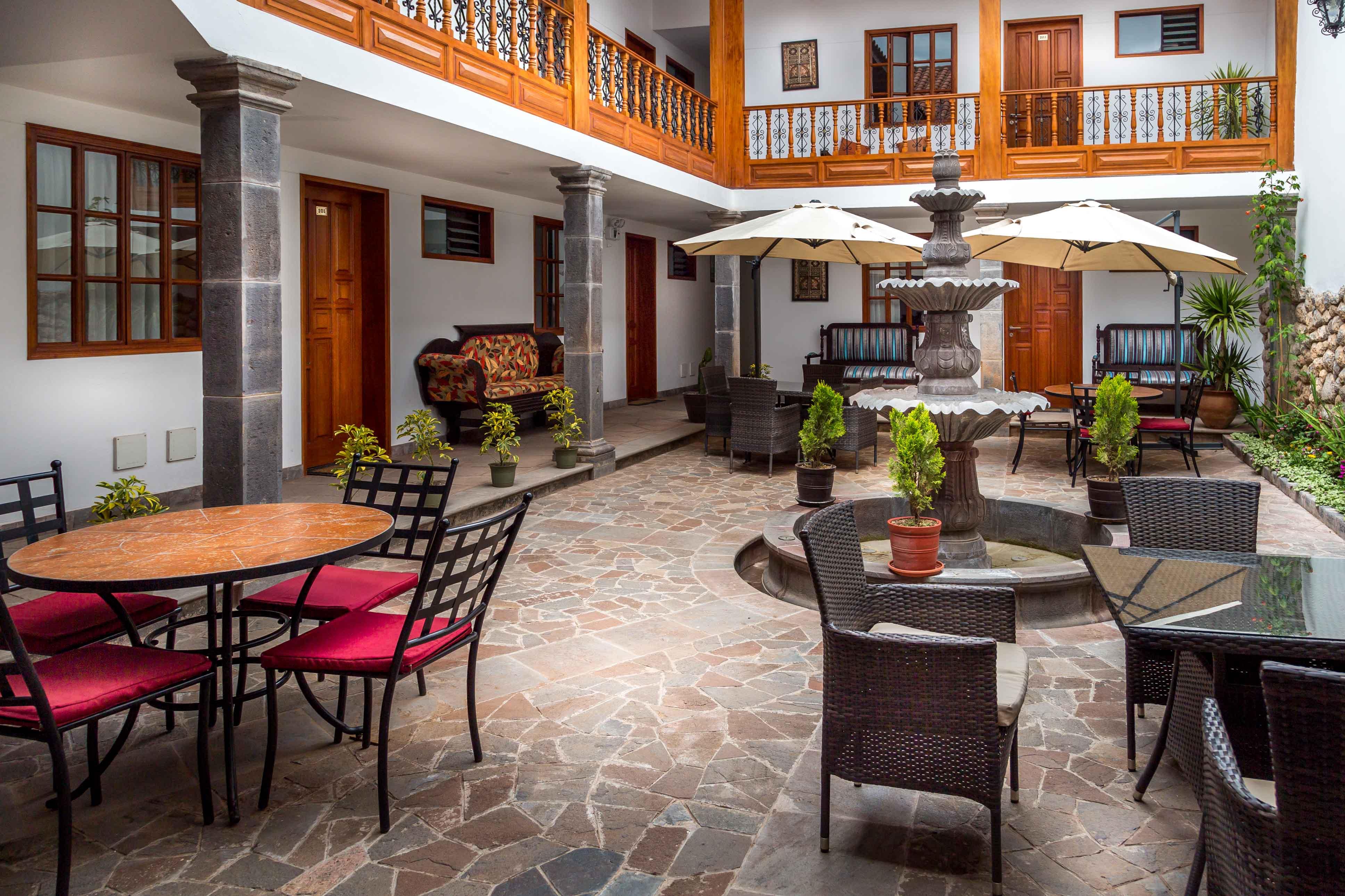 Illa Hotel Cusco Exteriör bild
